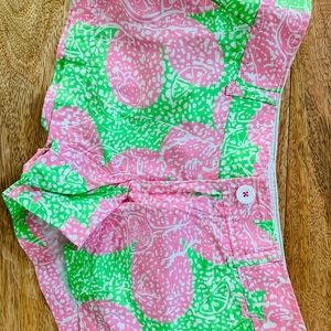 Lilly Pulitzer Walsh short